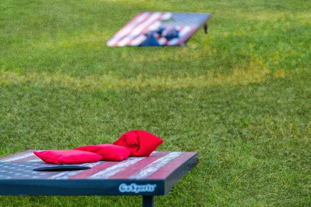3b W Pool, Bbq, Firepit, Yard Games, Gym San Antonio