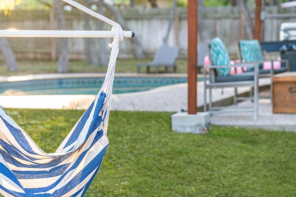 3b W Pool, Bbq, Firepit, Yard Games, Gym San Antonio