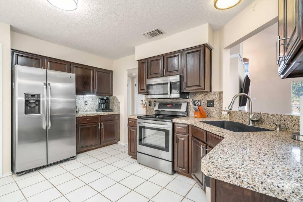 Villa 3b W Pool, Bbq, Firepit, Yard Games, Gym San Antonio