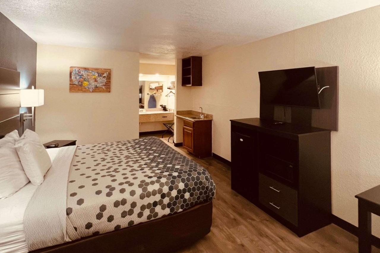 Econo & Downtown 2* San Antonio