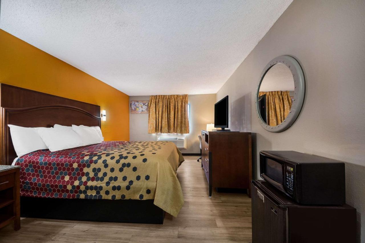 Econo Near Seaworld - Medical Center Lodge
