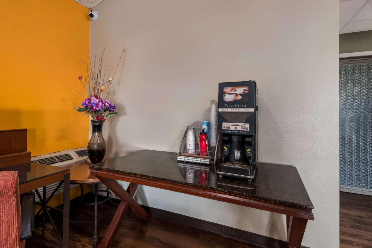 Econo Near Seaworld - Medical Center * San Antonio