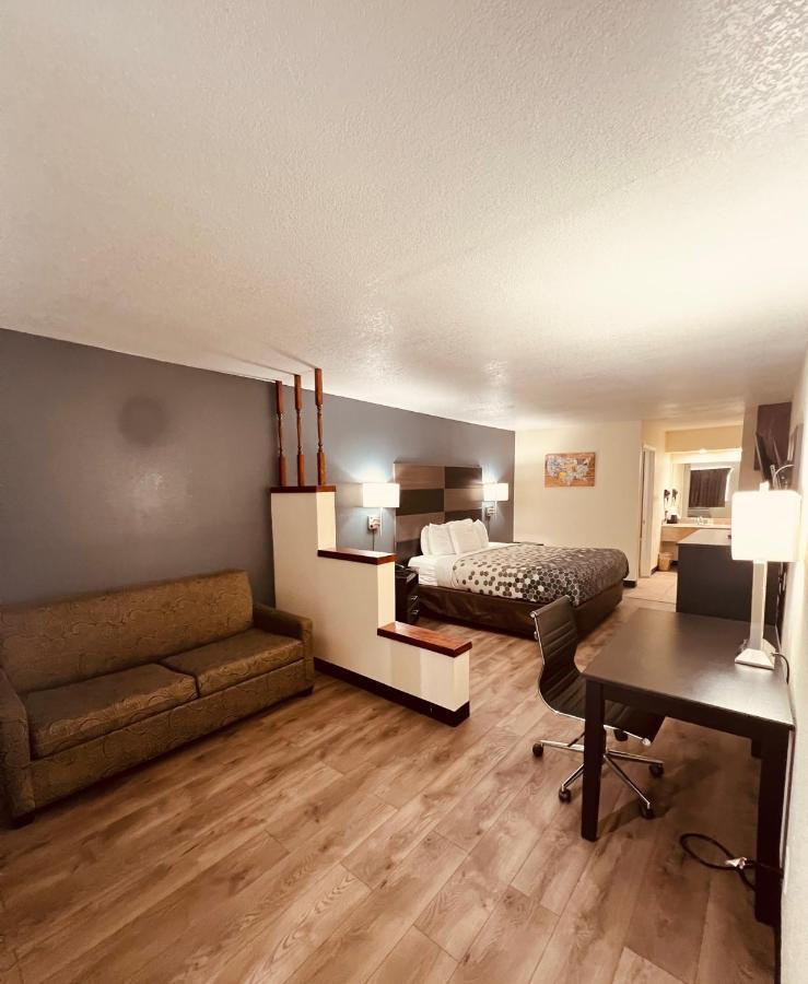 Econo & Downtown Hotel San Antonio