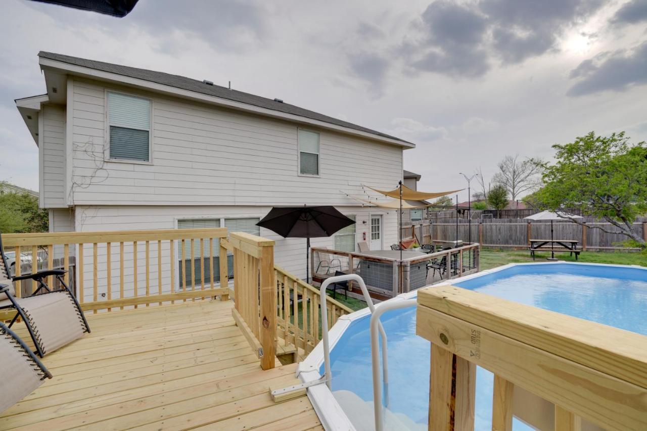 With Hot Tub - 1 Mi To Seaworld Holiday home *
