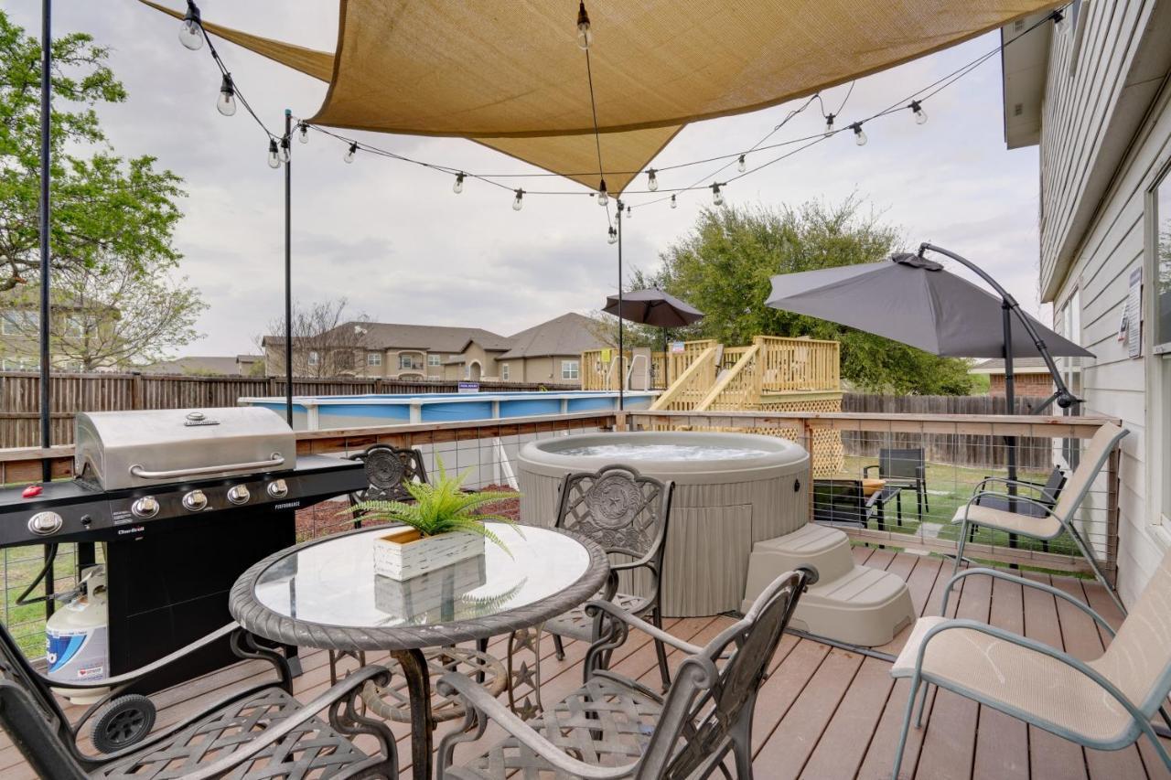 With Hot Tub - 1 Mi To Seaworld Holiday home