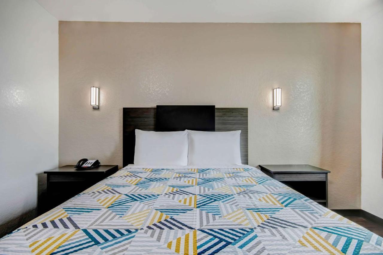Hotel 6-san Antonio, Tx - Sea World North 2*