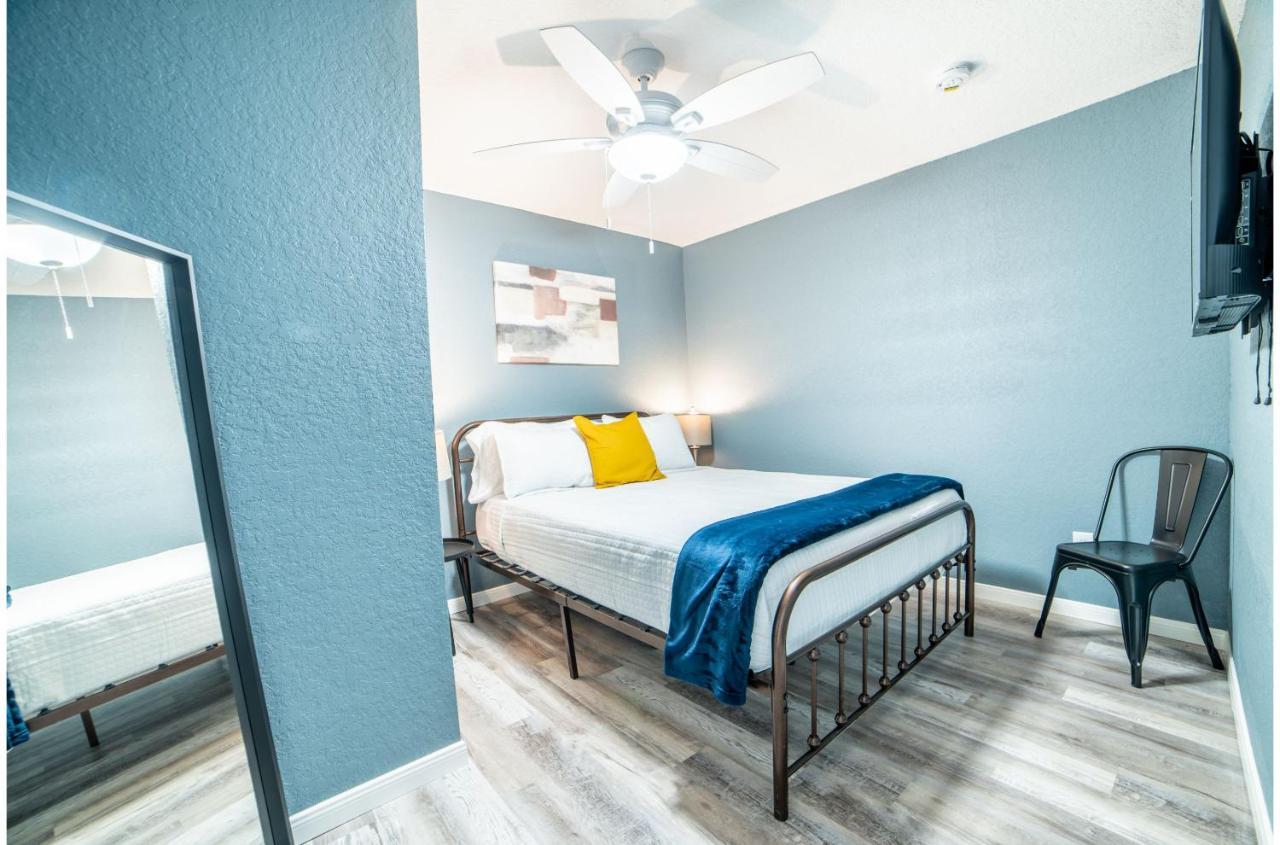 Holiday home Fascinating 2br1ba Near Festive Dt And Riverwalk *