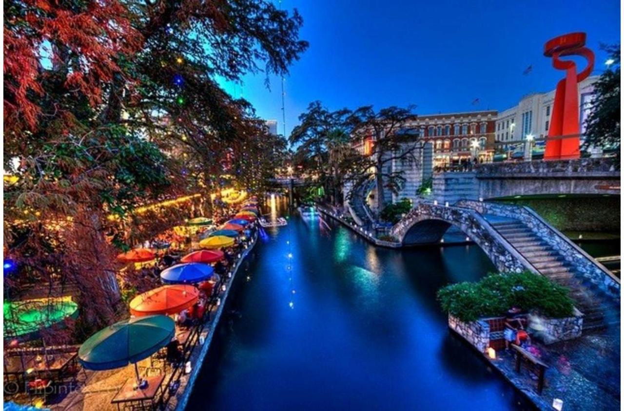 Holiday home Fascinating 2br1ba Near Festive Dt And Riverwalk San Antonio