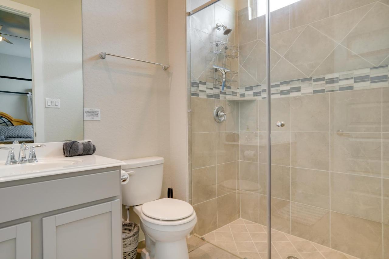 Spacious 4 Mi To Seaworld! San Antonio