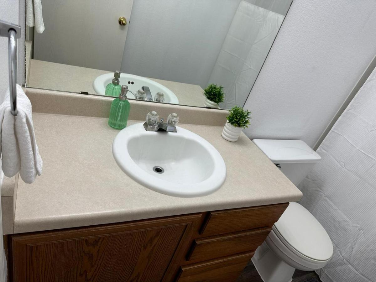 Holiday home New Remodel - Close To Sea World- Family Friendly *