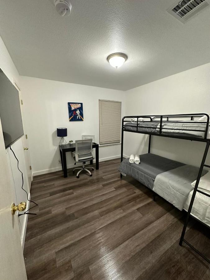 New Remodel - Close To Sea World- Family Friendly San Antonio