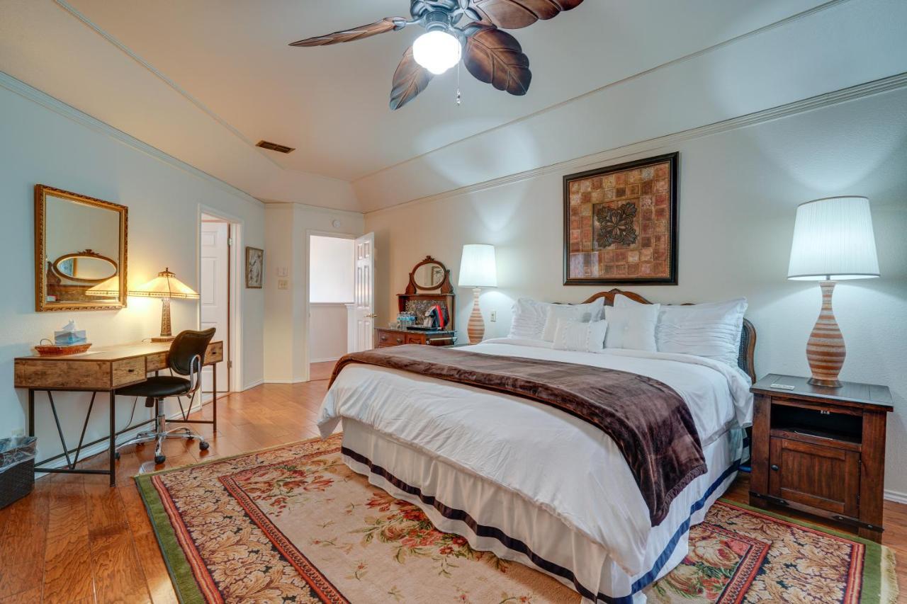Spacious With Patio And Grill! *