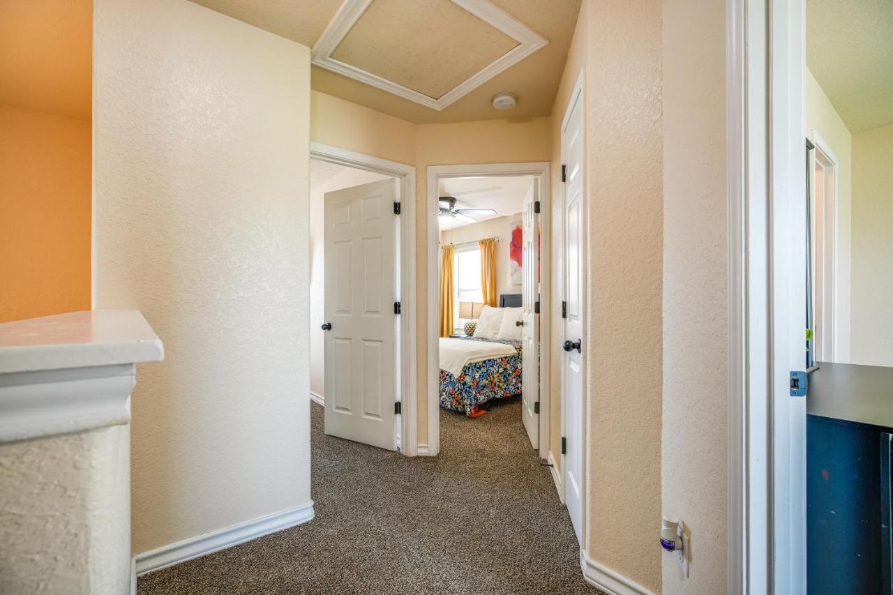 Holiday home Townhome About 2 Mi To Aquarium!