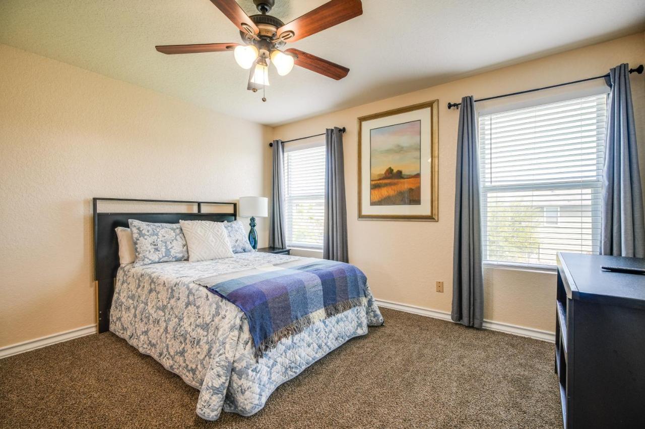 Holiday home Townhome About 2 Mi To Aquarium! *