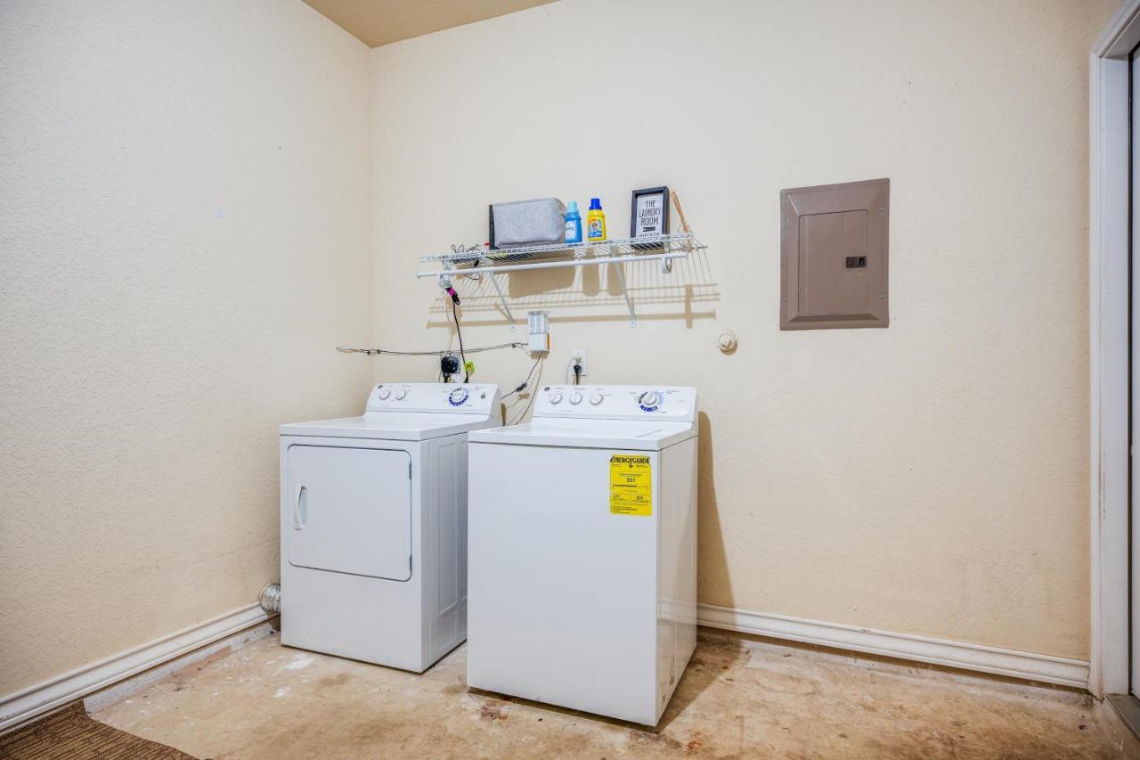 Holiday home Townhome About 2 Mi To Aquarium! *