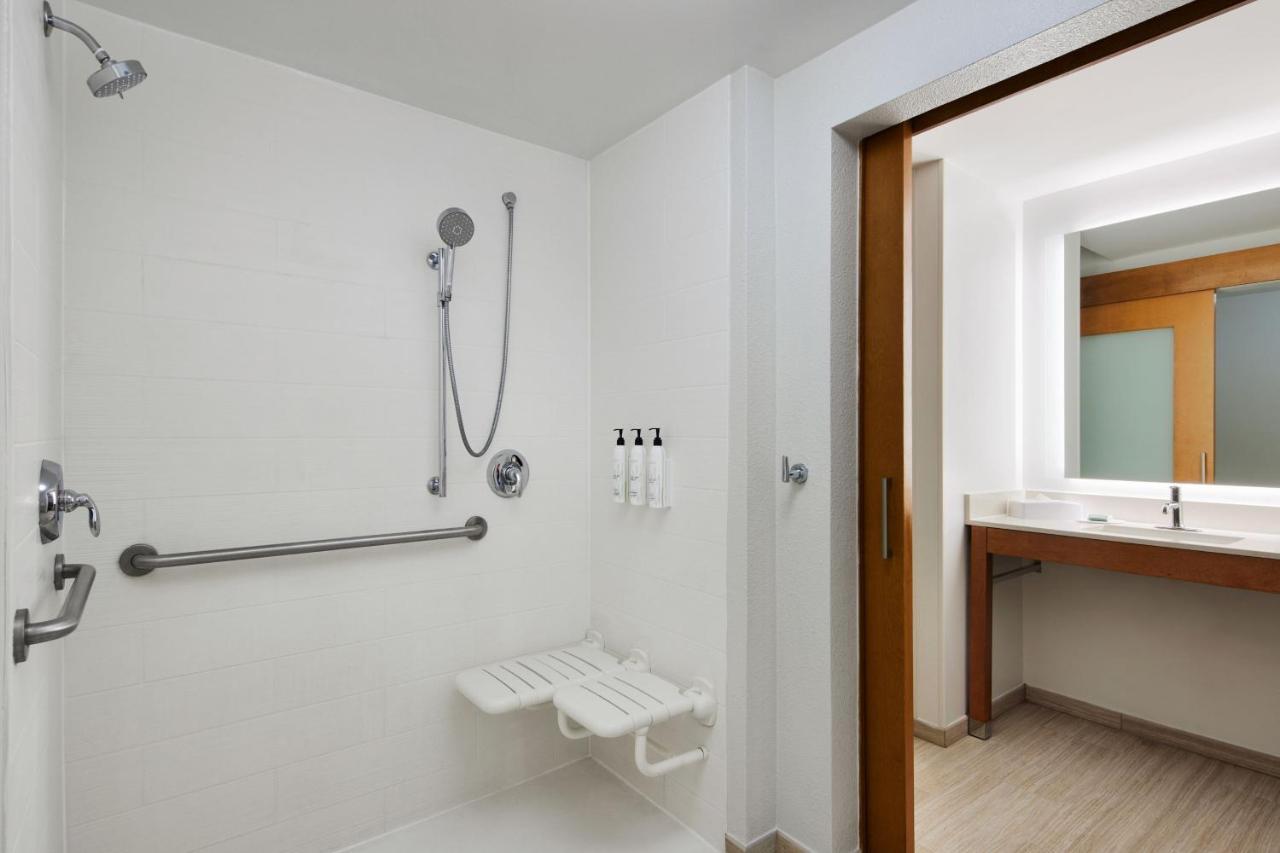 Springhill By Marriott Downtown-riverwalk Area 3*