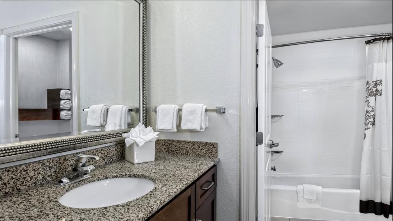 By Marriott Seaworld / Lackland 3*