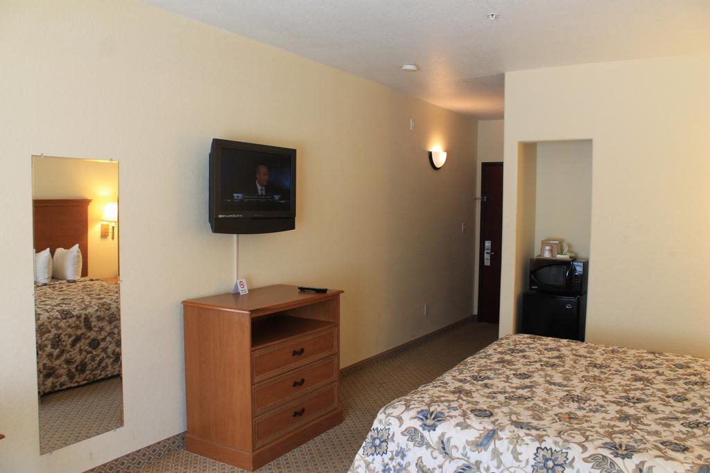 Days By Wyndham At Palo Alto San Antonio