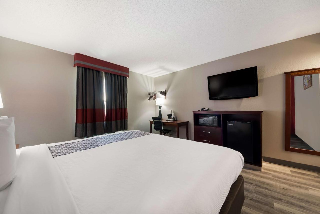 Hotel Surestay By Western North 3*
