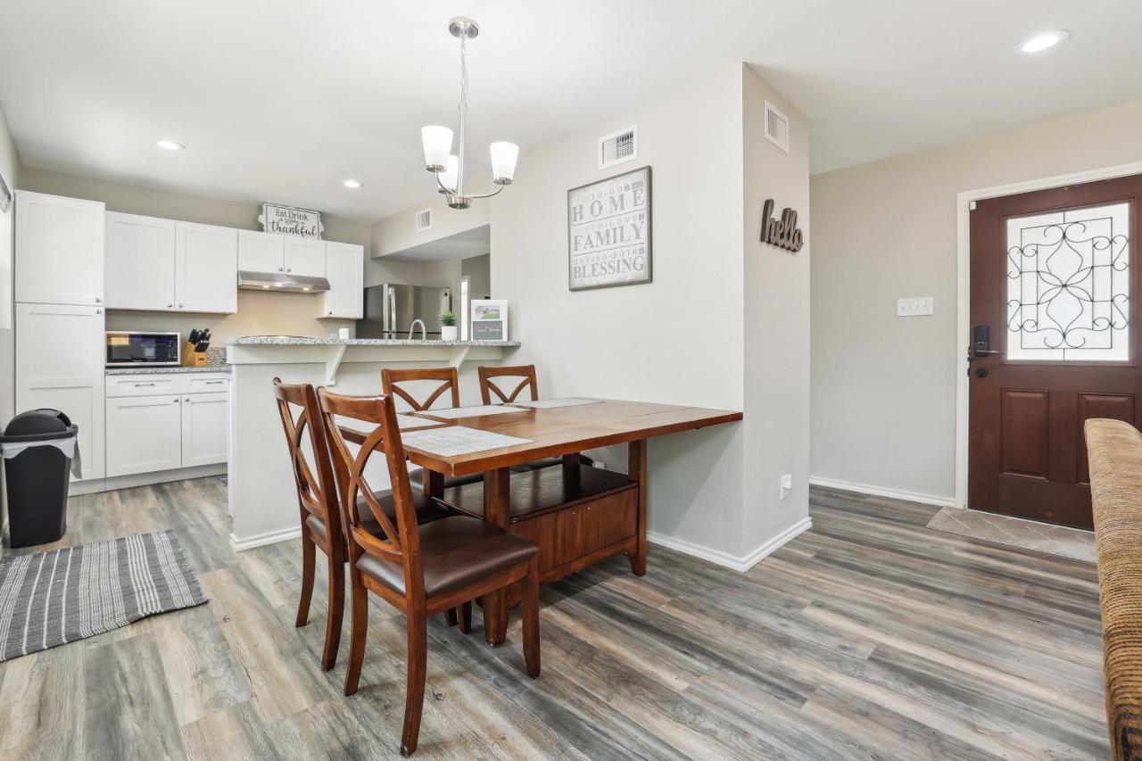 Spacious Retreat With Private Patio! Holiday home San Antonio