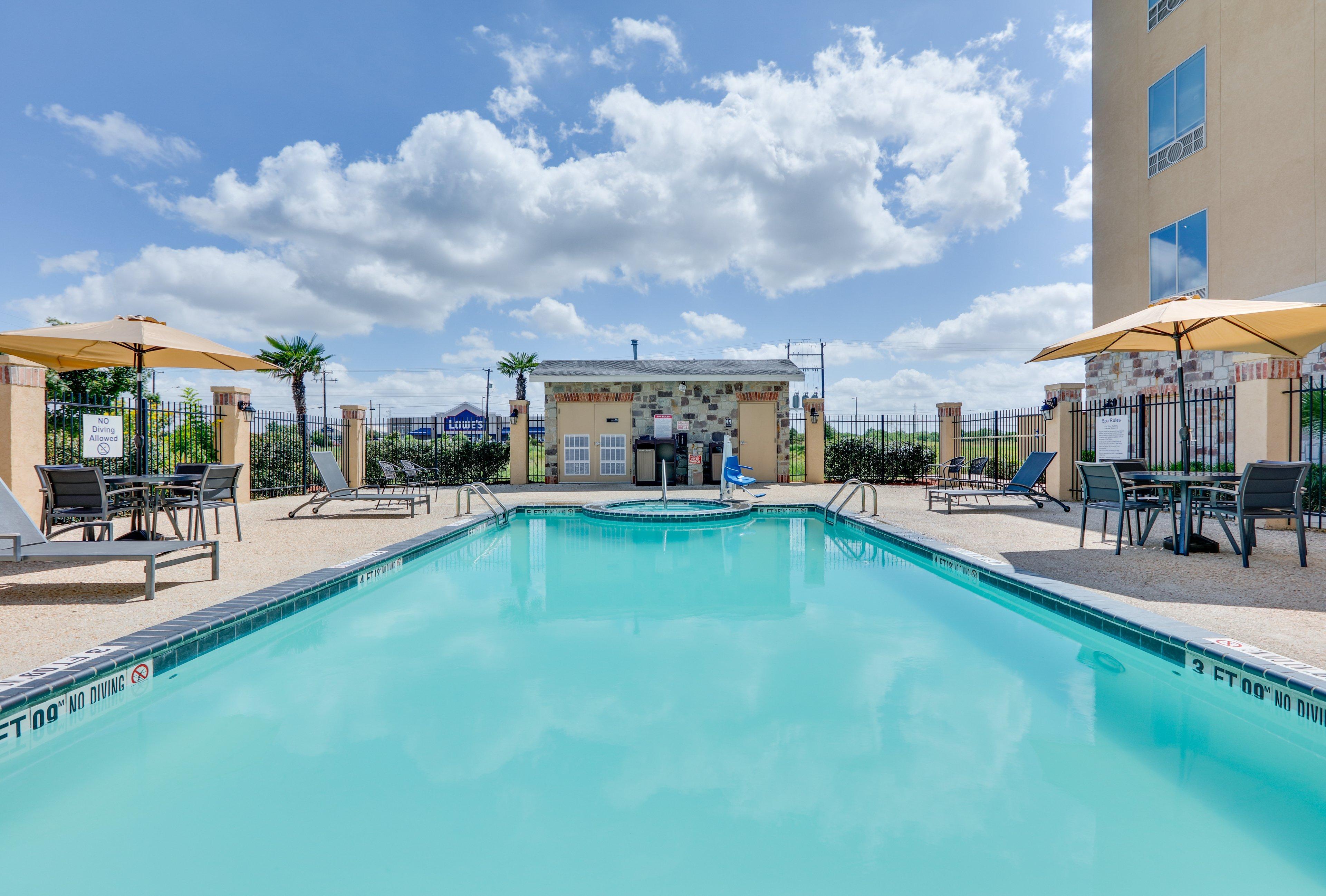 Express & Brooks Base By Ihg 3*