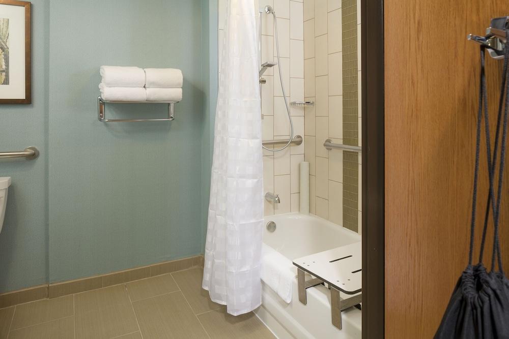 Hotel Hyatt Place Airport/quarry Market