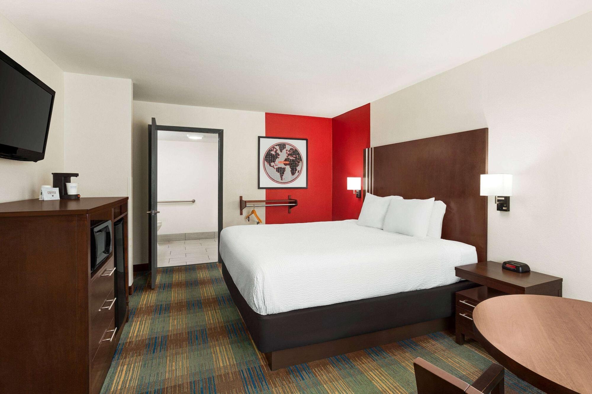 Ramada By Wyndham Near Seaworld - Lackland Afb 3* San Antonio