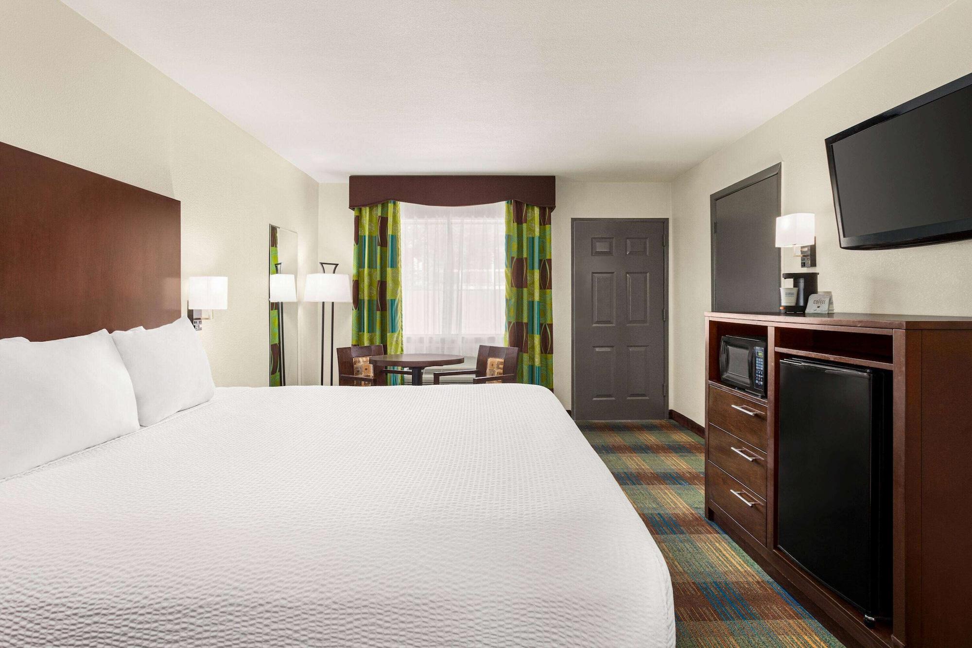 Ramada By Wyndham Near Seaworld - Lackland Afb 3* San Antonio