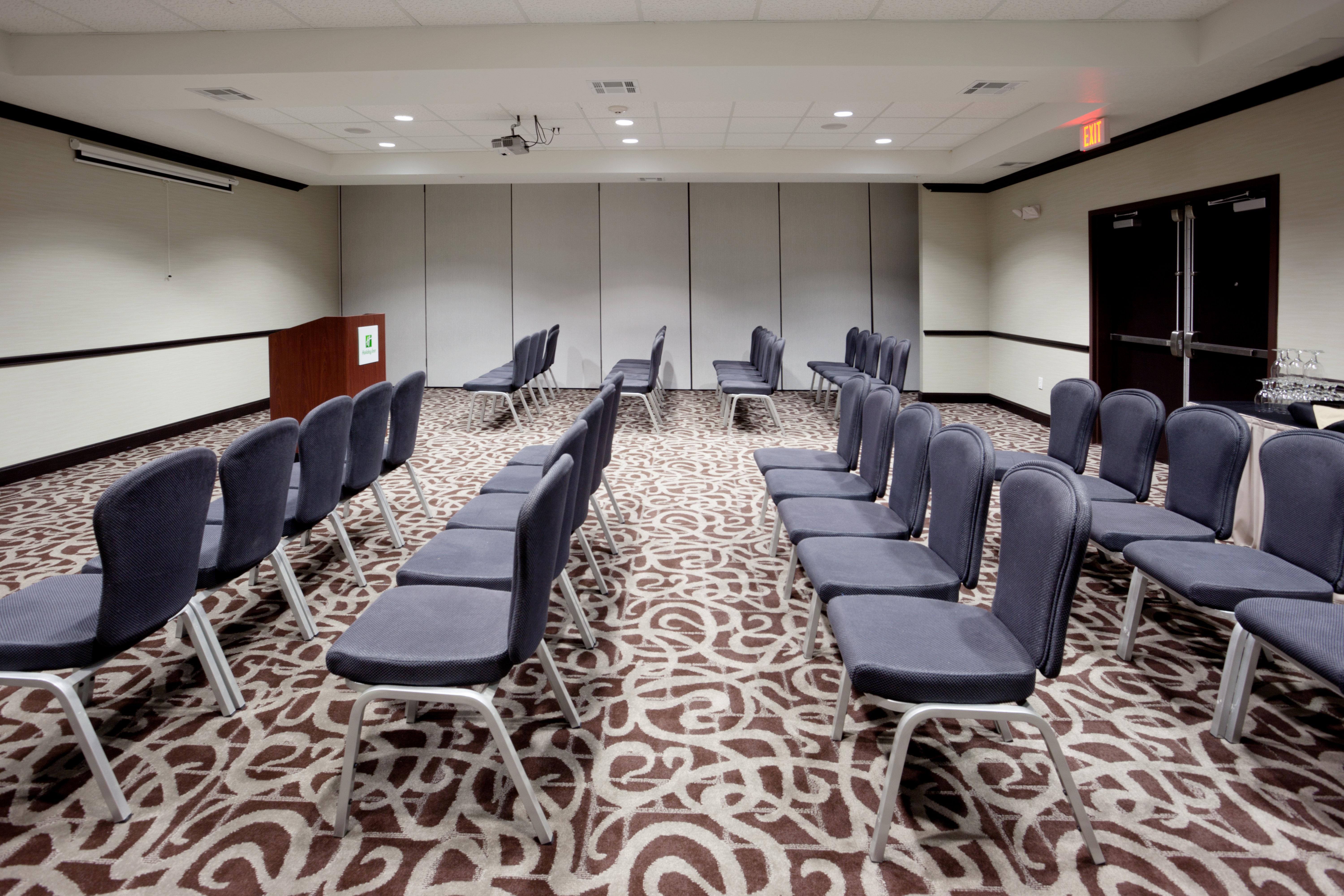 Hotel North Stone Oak Area By Ihg