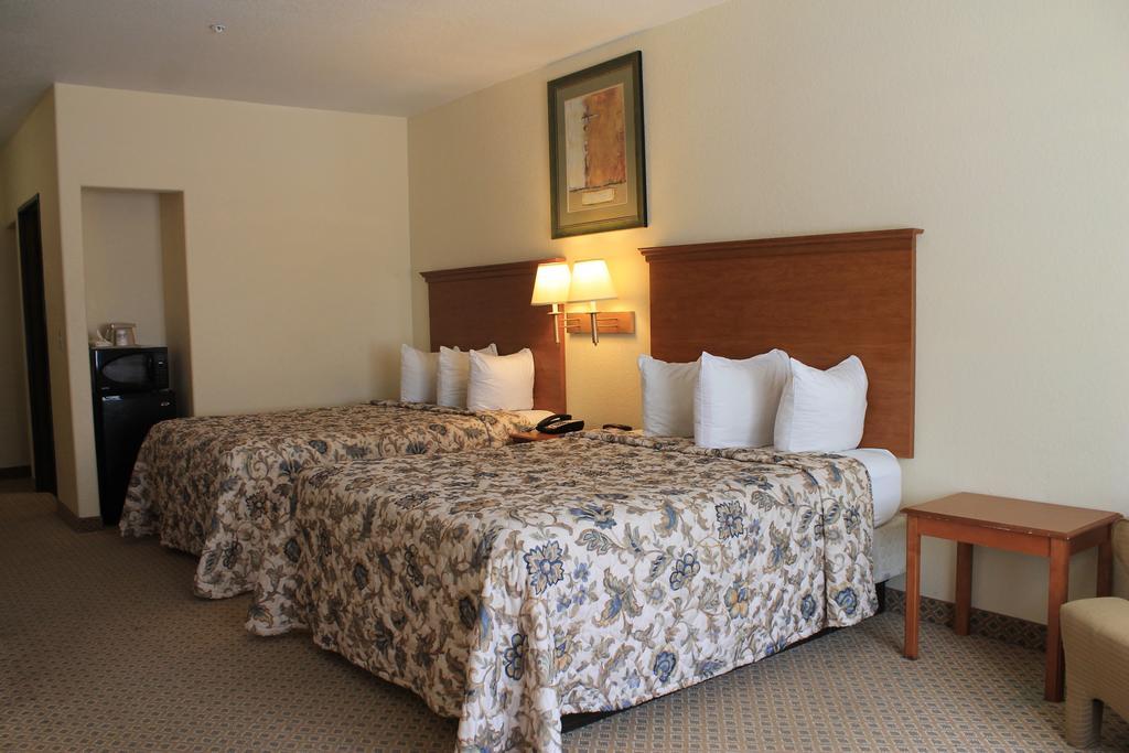 Days By Wyndham At Palo Alto Hotel
