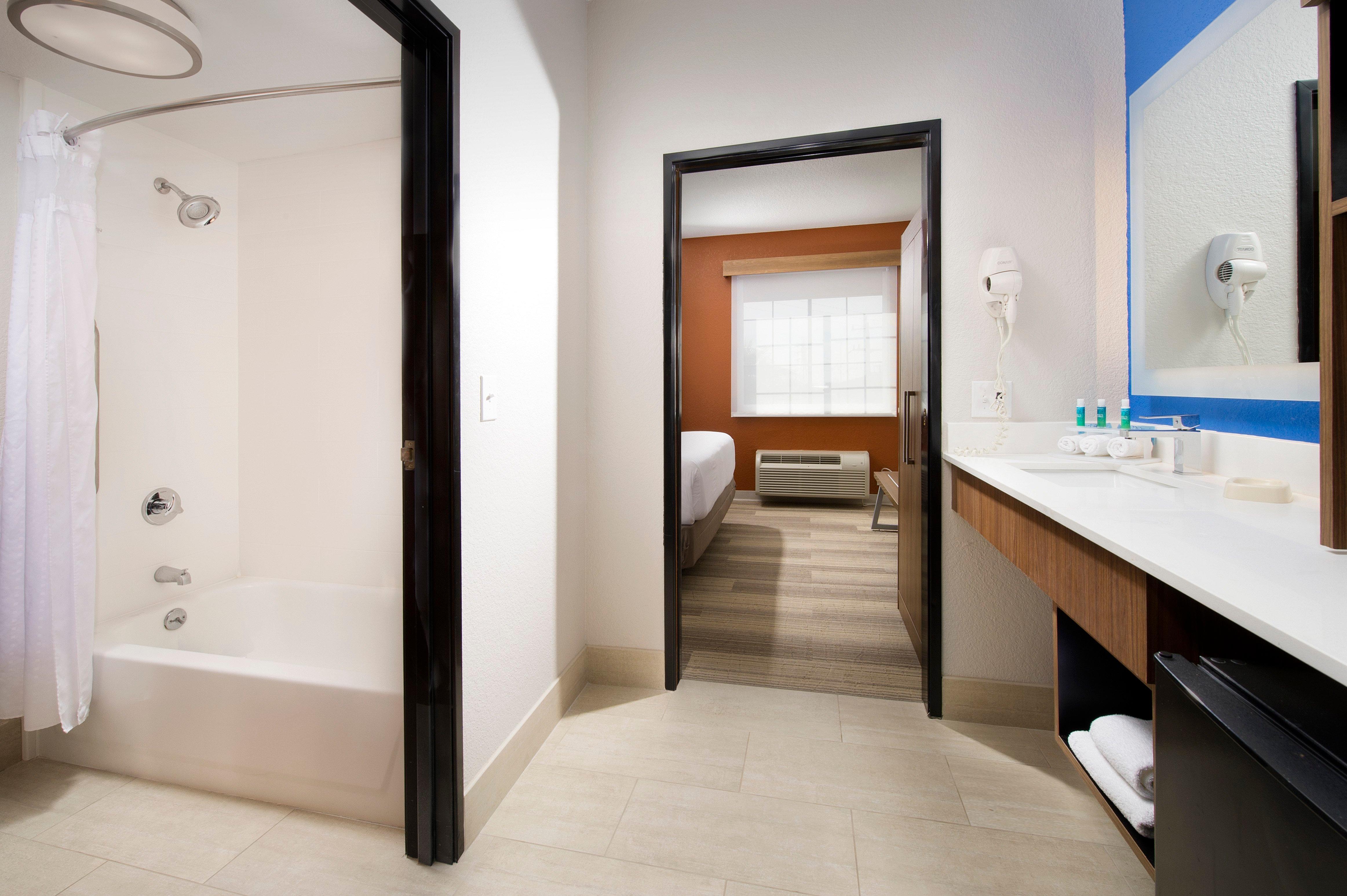 Express & - Downtown Market Area By Ihg Hotel