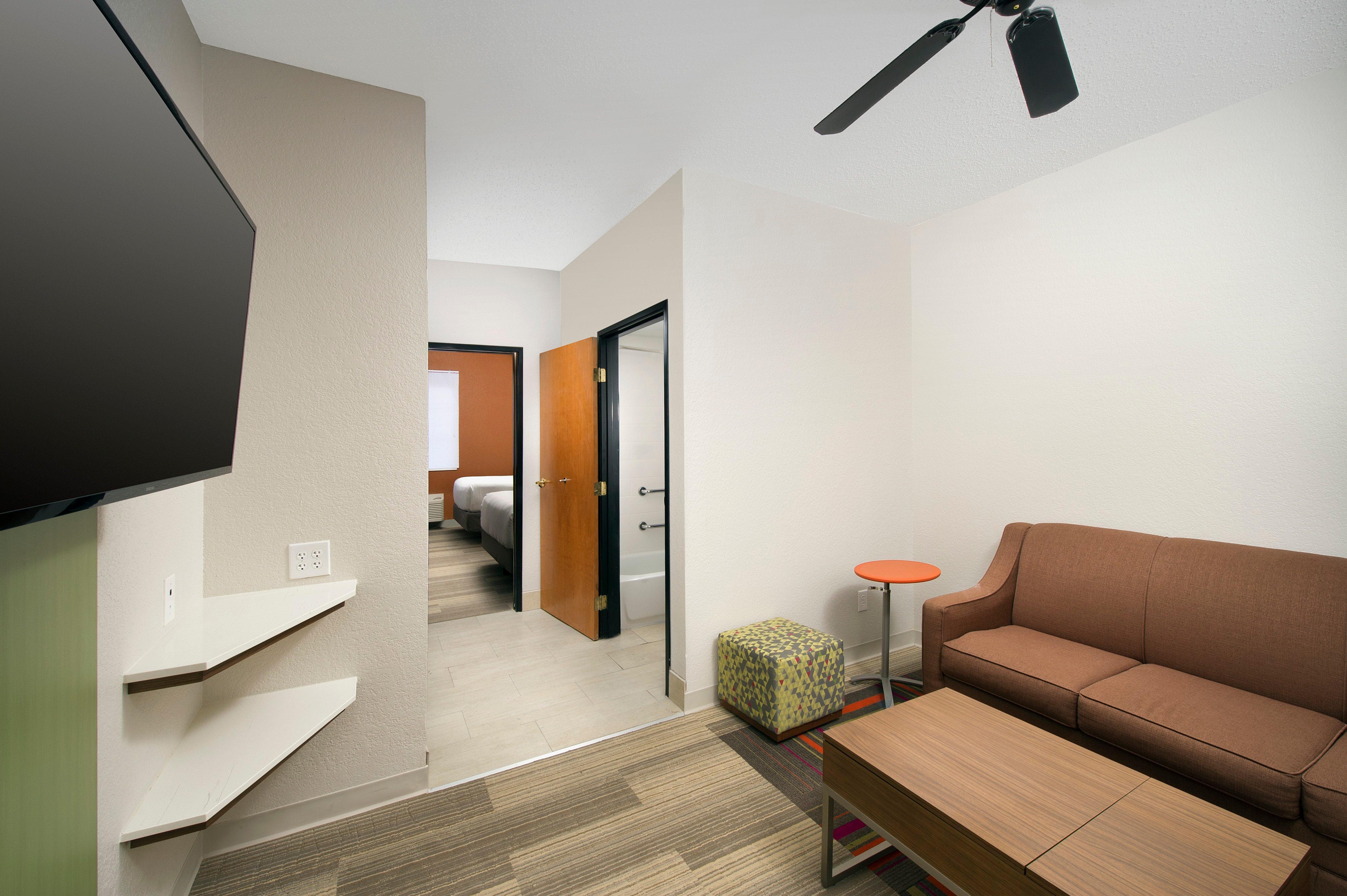 Hotel Express & - Downtown Market Area By Ihg 3*