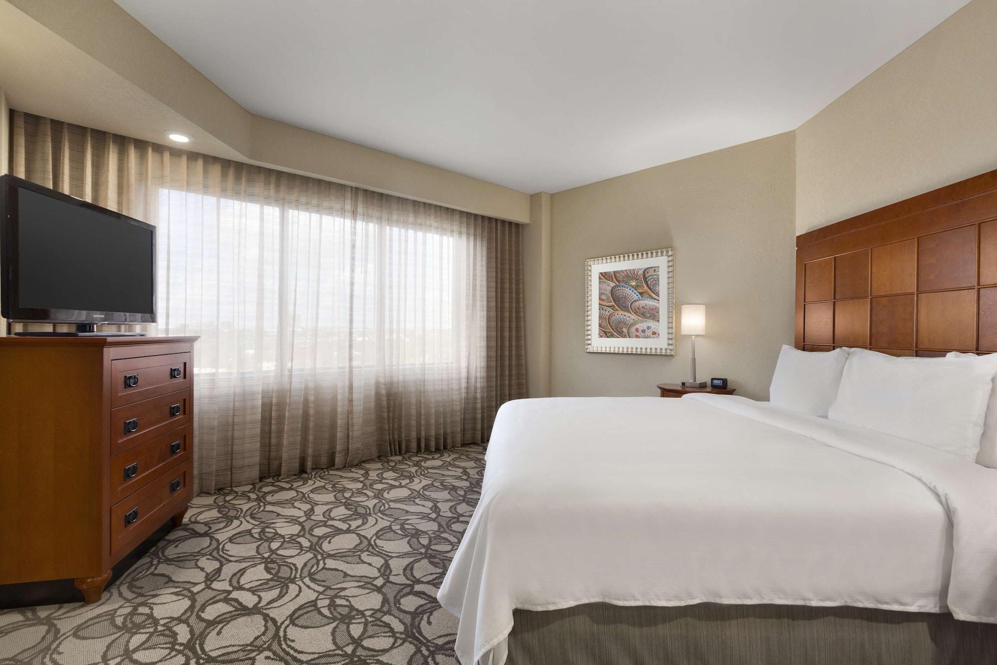 Hotel Embassy Airport San Antonio