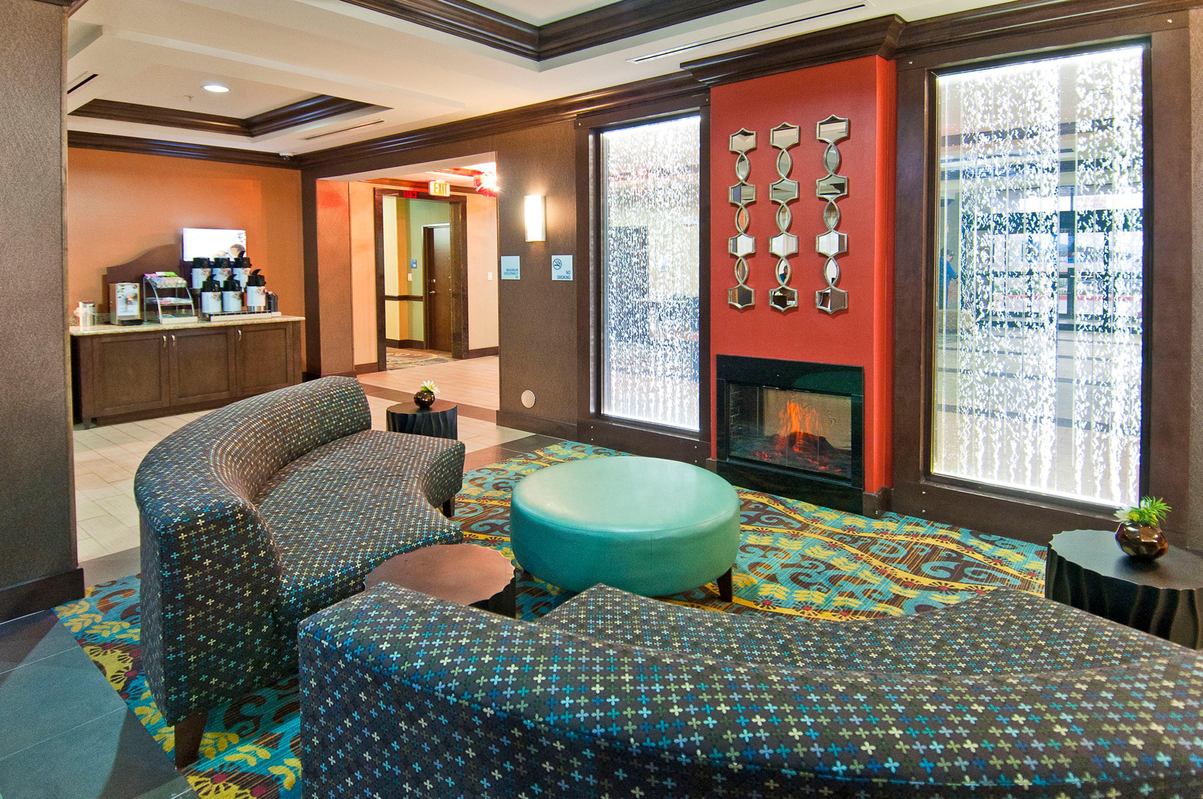 Express & Frost Bank Center By Ihg 2* San Antonio