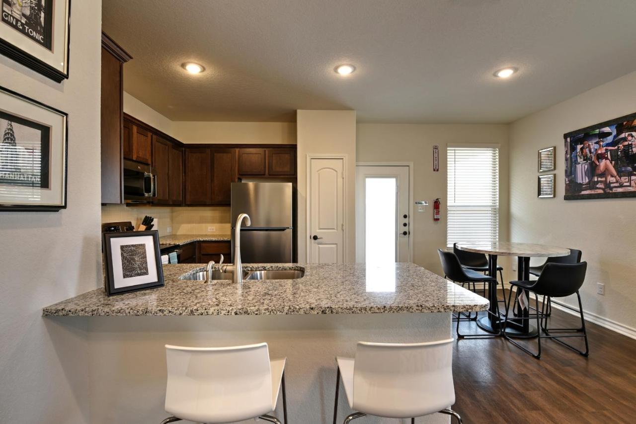 Apartment New 3 Bedroom Vacation Lackland/sea World/la Cantera *