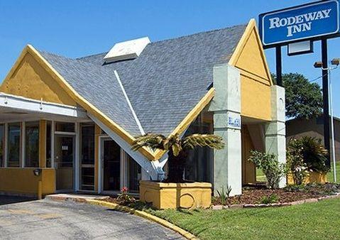 Motel Mid Towne &