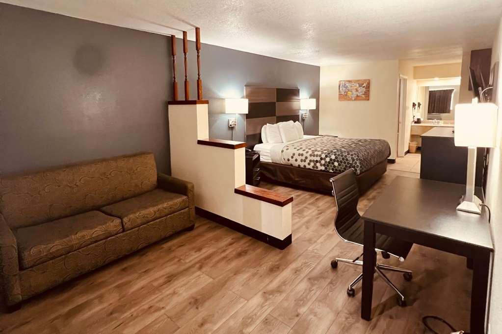 Hotel Econo & Downtown Riverwalk Area San Antonio
