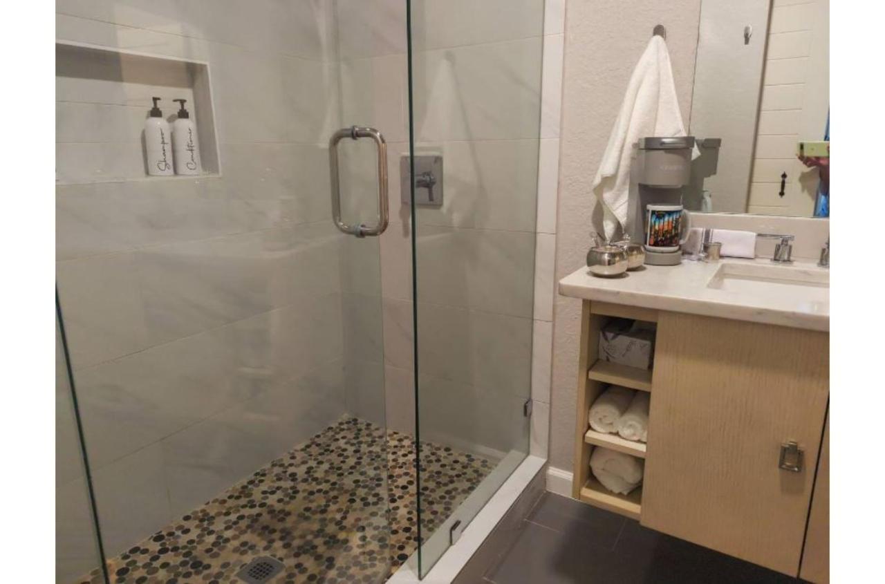 Charming Wdeck Garden Holiday home San Antonio