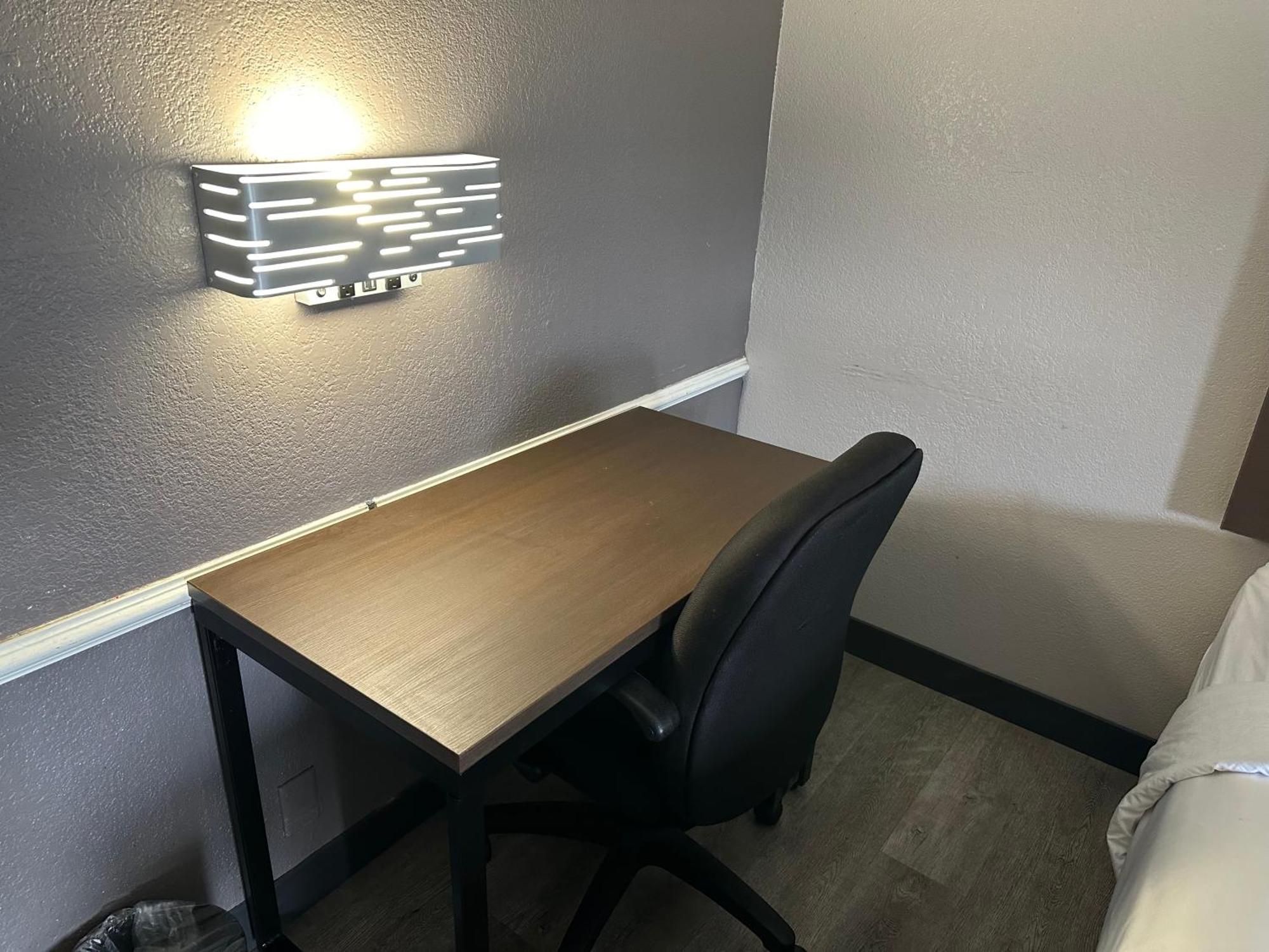 La Quinta By Wyndham Ih-10 West Tx Hotel
