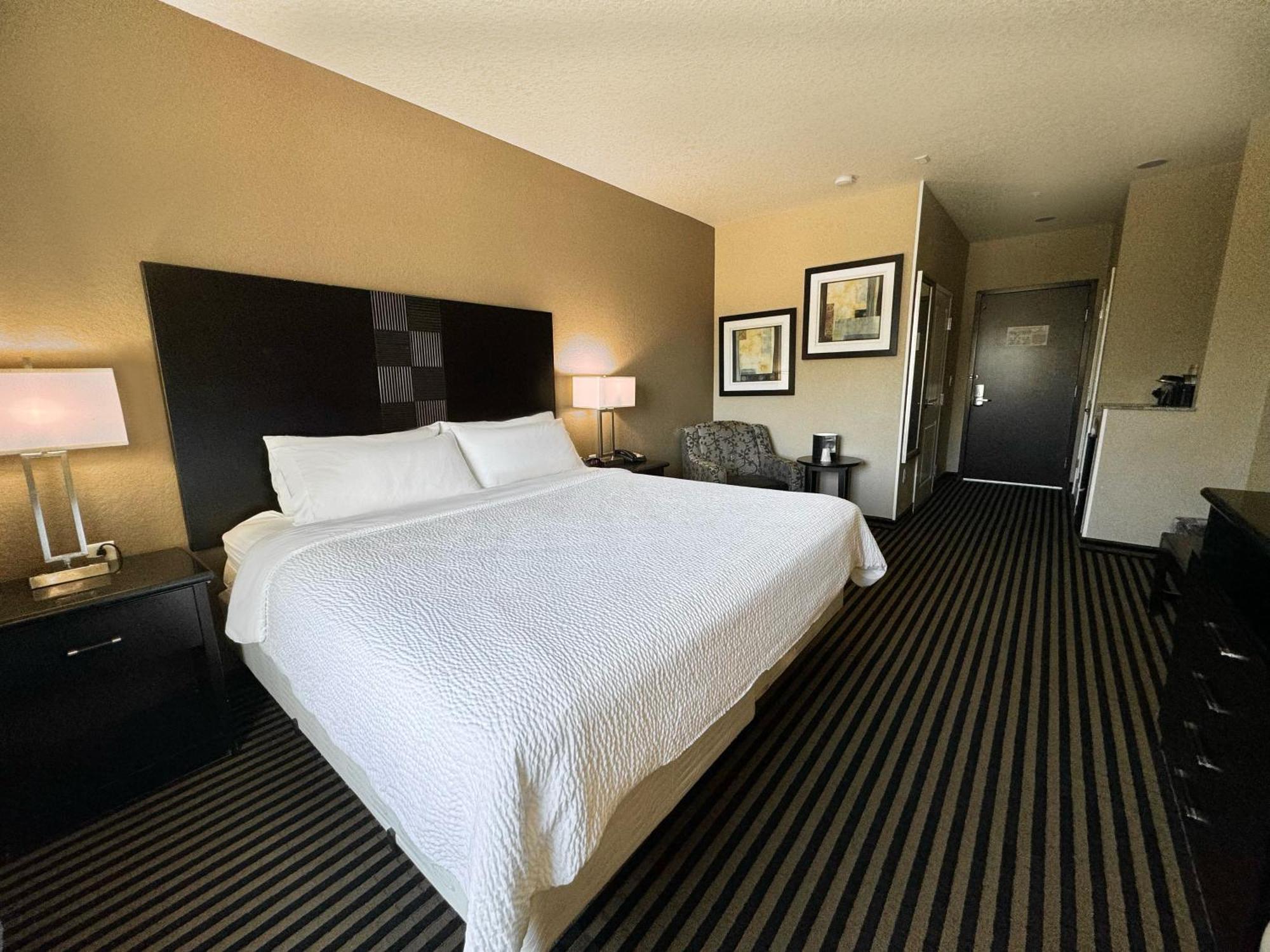 North Stone Oak Area By Ihg