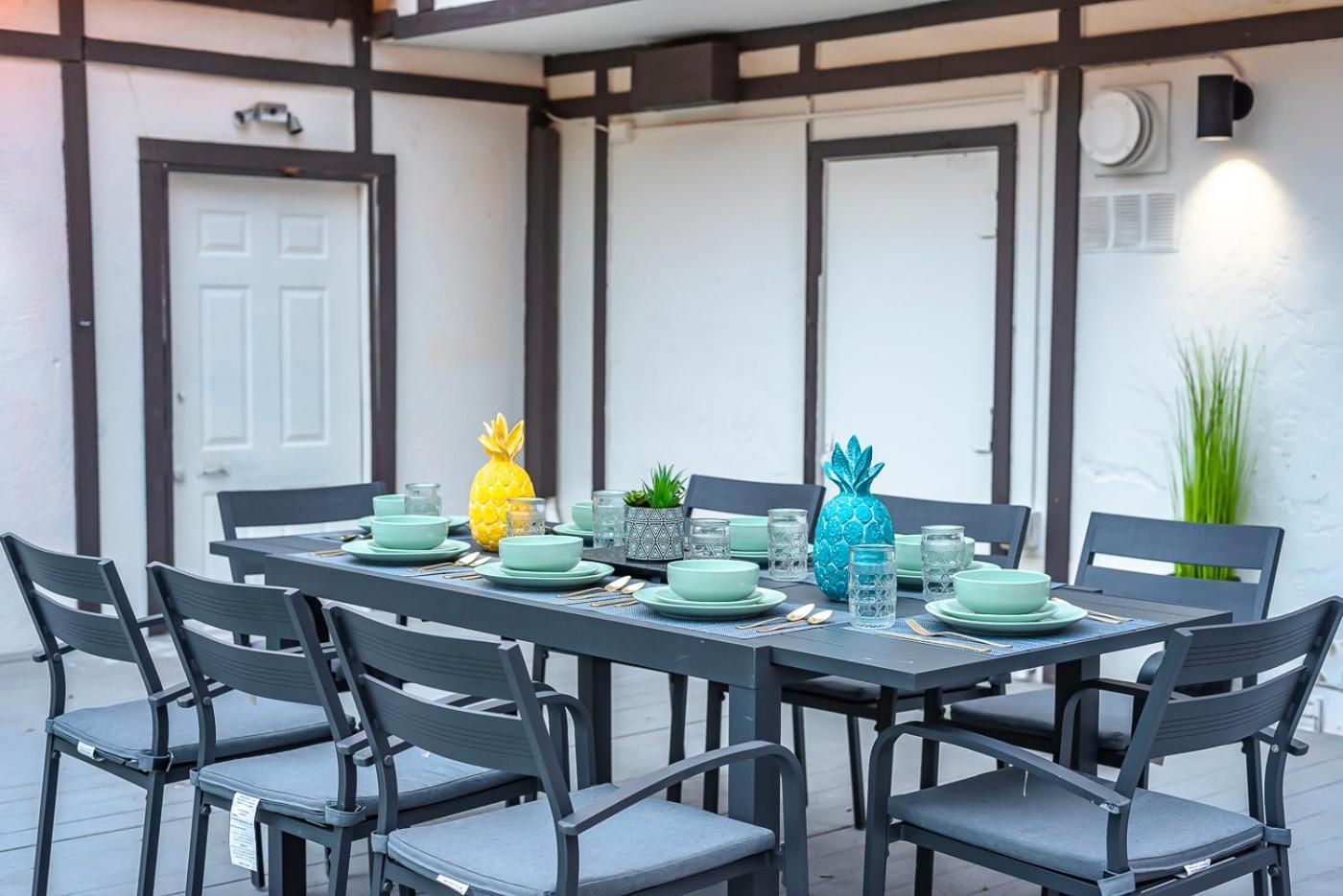 Pool, Gameroom & Minigolf Enchanting Texas Holiday home