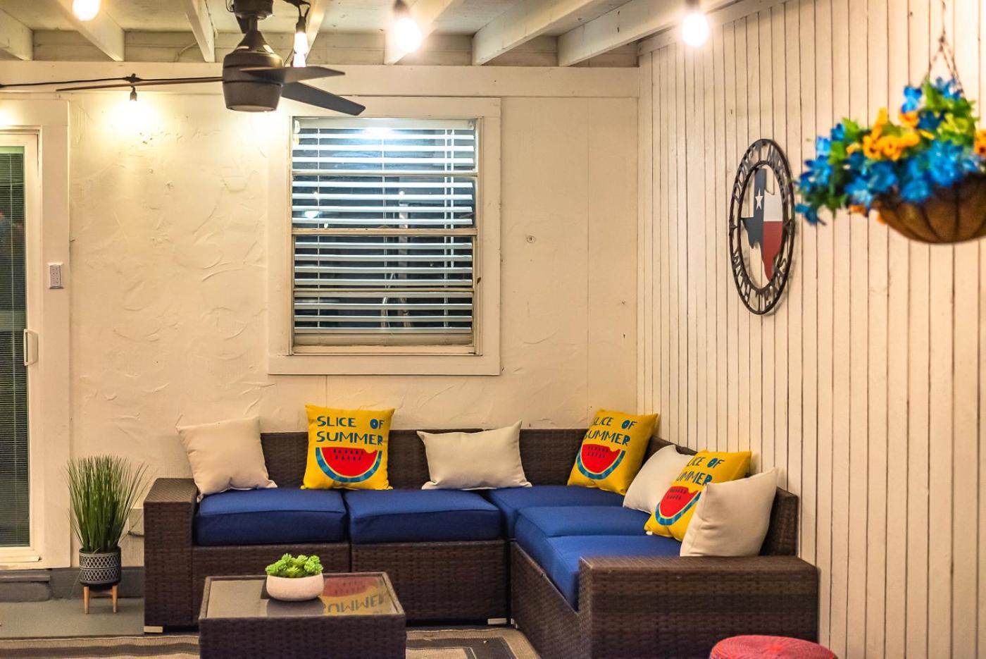 Pool, Gameroom & Minigolf Enchanting Texas Holiday home San Antonio