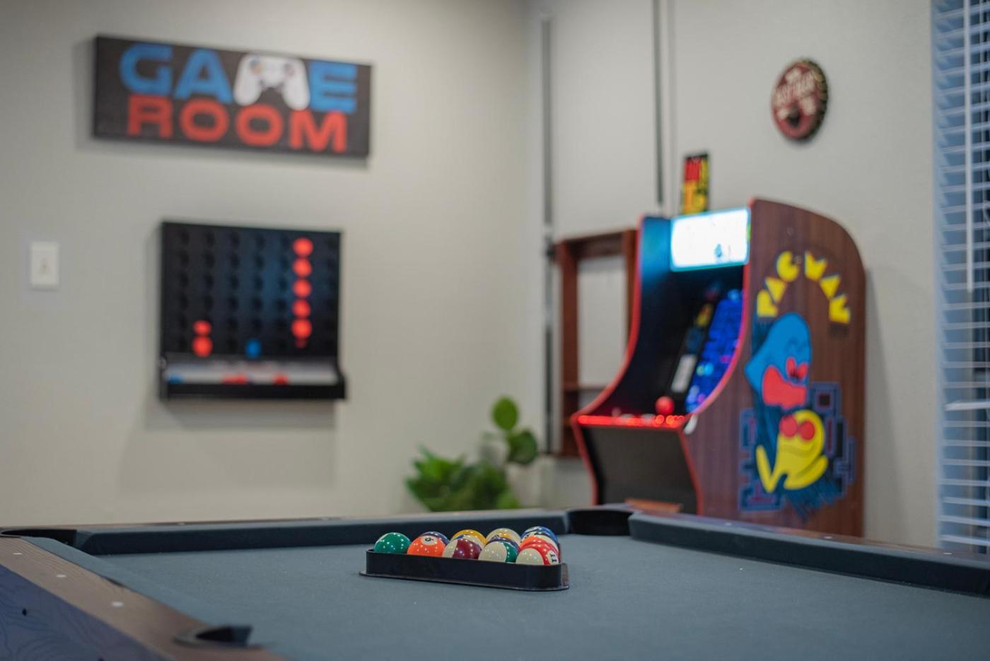 Pool, Gameroom & Minigolf Enchanting Texas San Antonio