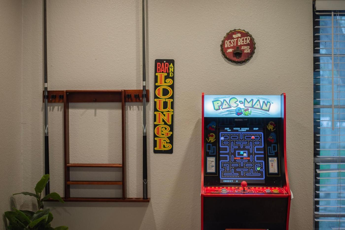 Pool, Gameroom & Minigolf Enchanting Texas * San Antonio