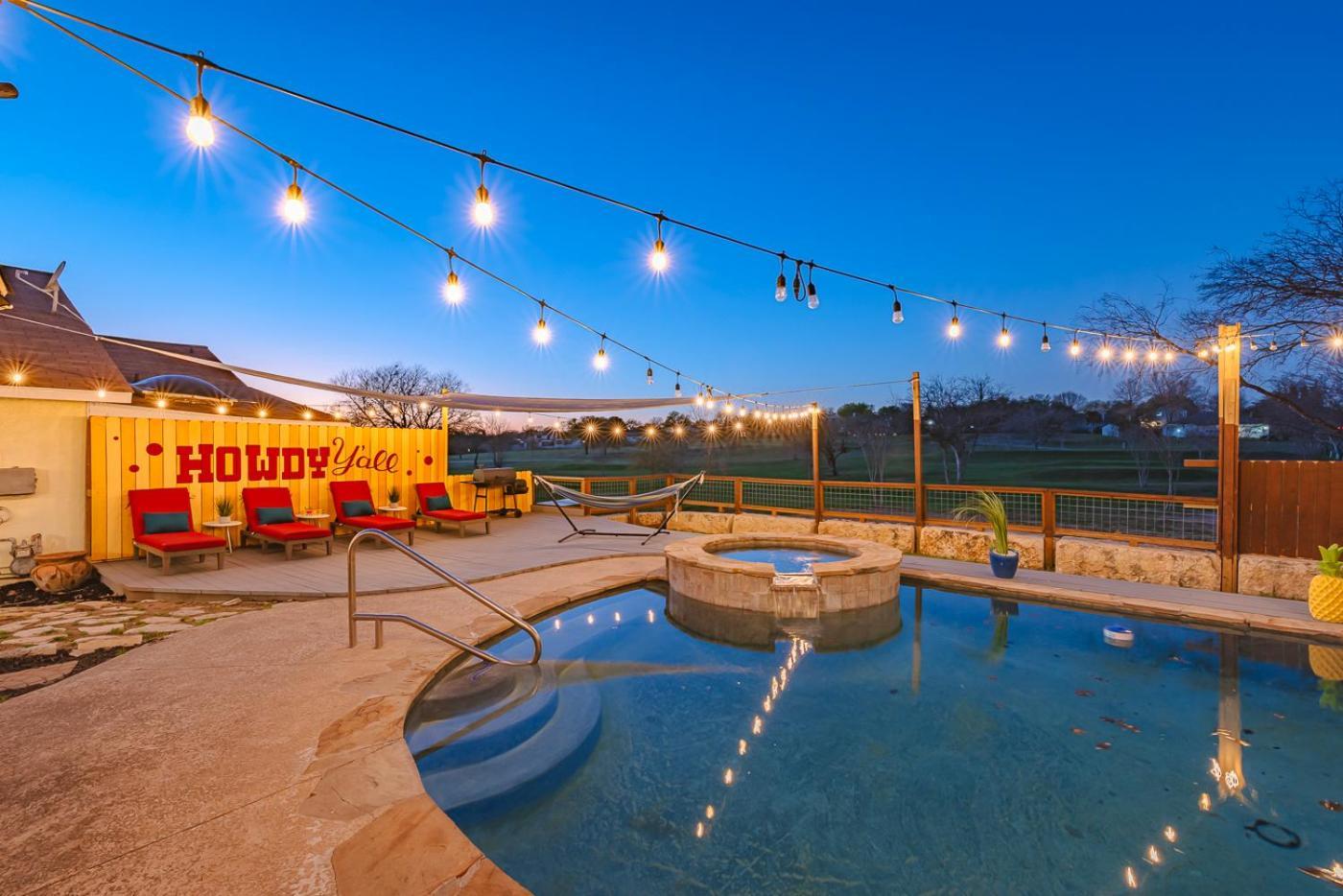 Holiday home Stunning Pool Overlooking Golf Course & Game San Antonio
