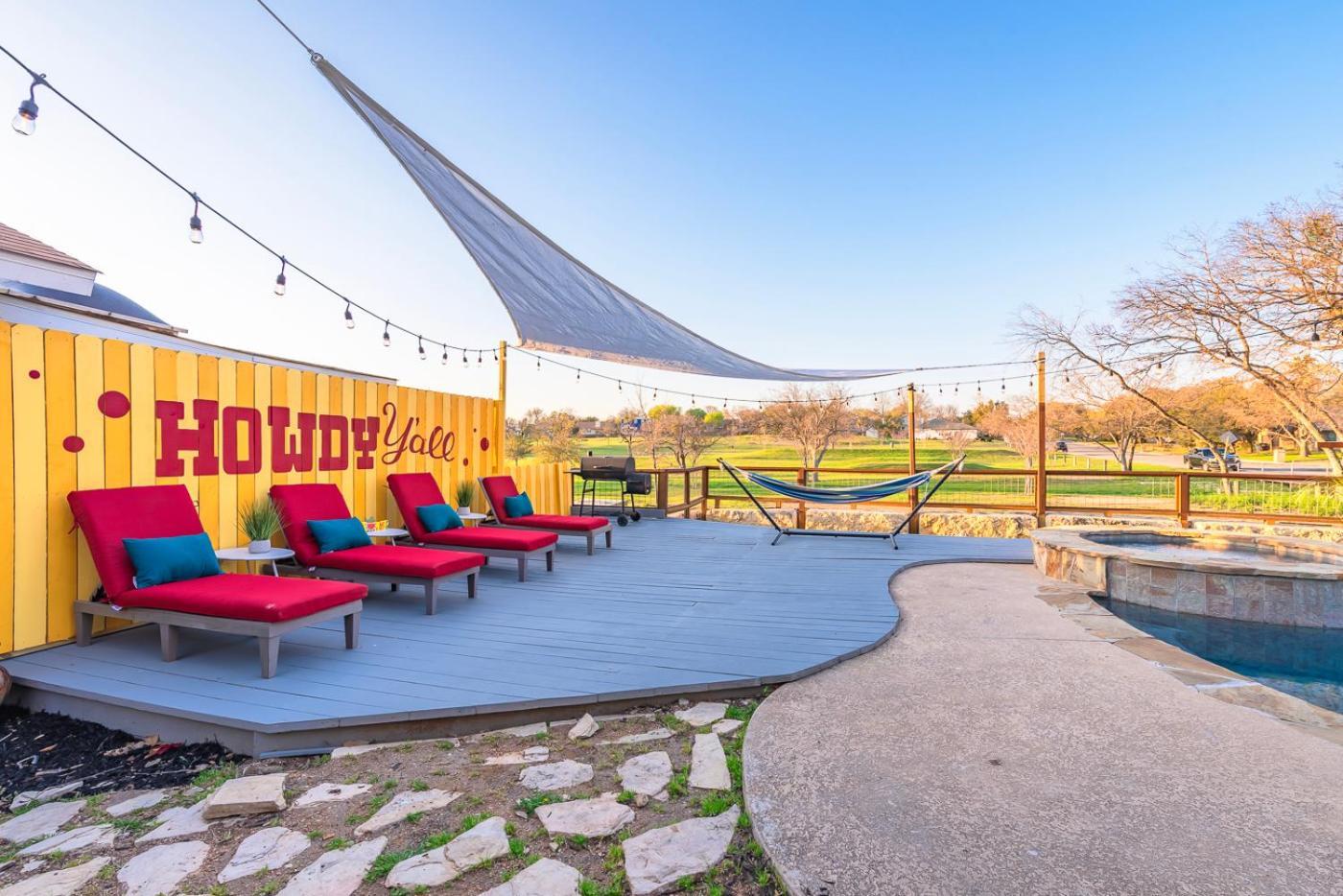 Stunning Pool Overlooking Golf Course & Game San Antonio