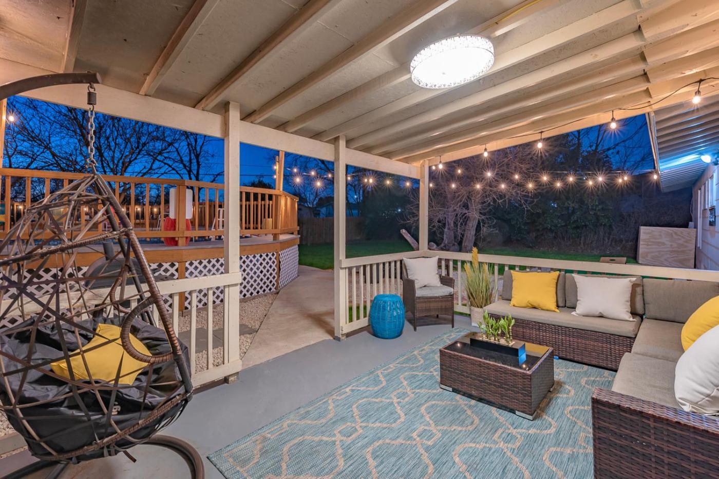 Game Room, Pool & Fire Pit At The Medical Center San Antonio