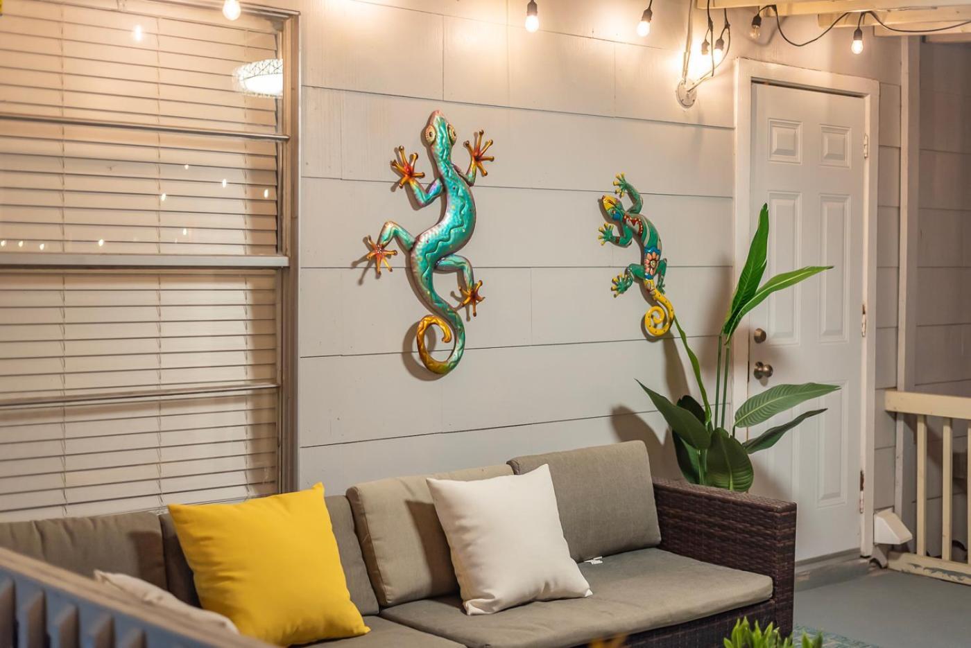 Game Room, Pool & Fire Pit At The Medical Center * San Antonio