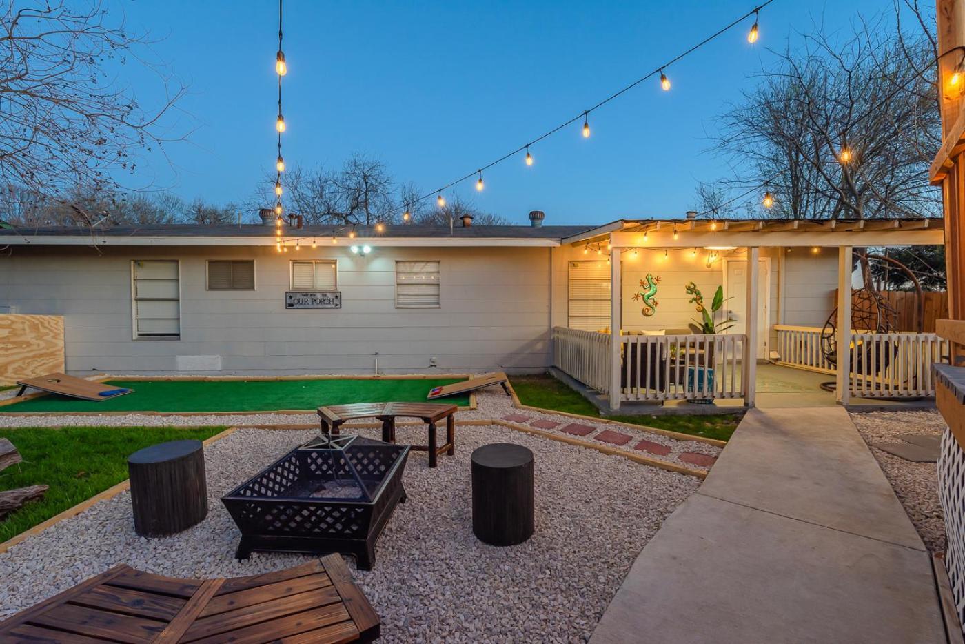 Game Room, Pool & Fire Pit At The Medical Center * San Antonio