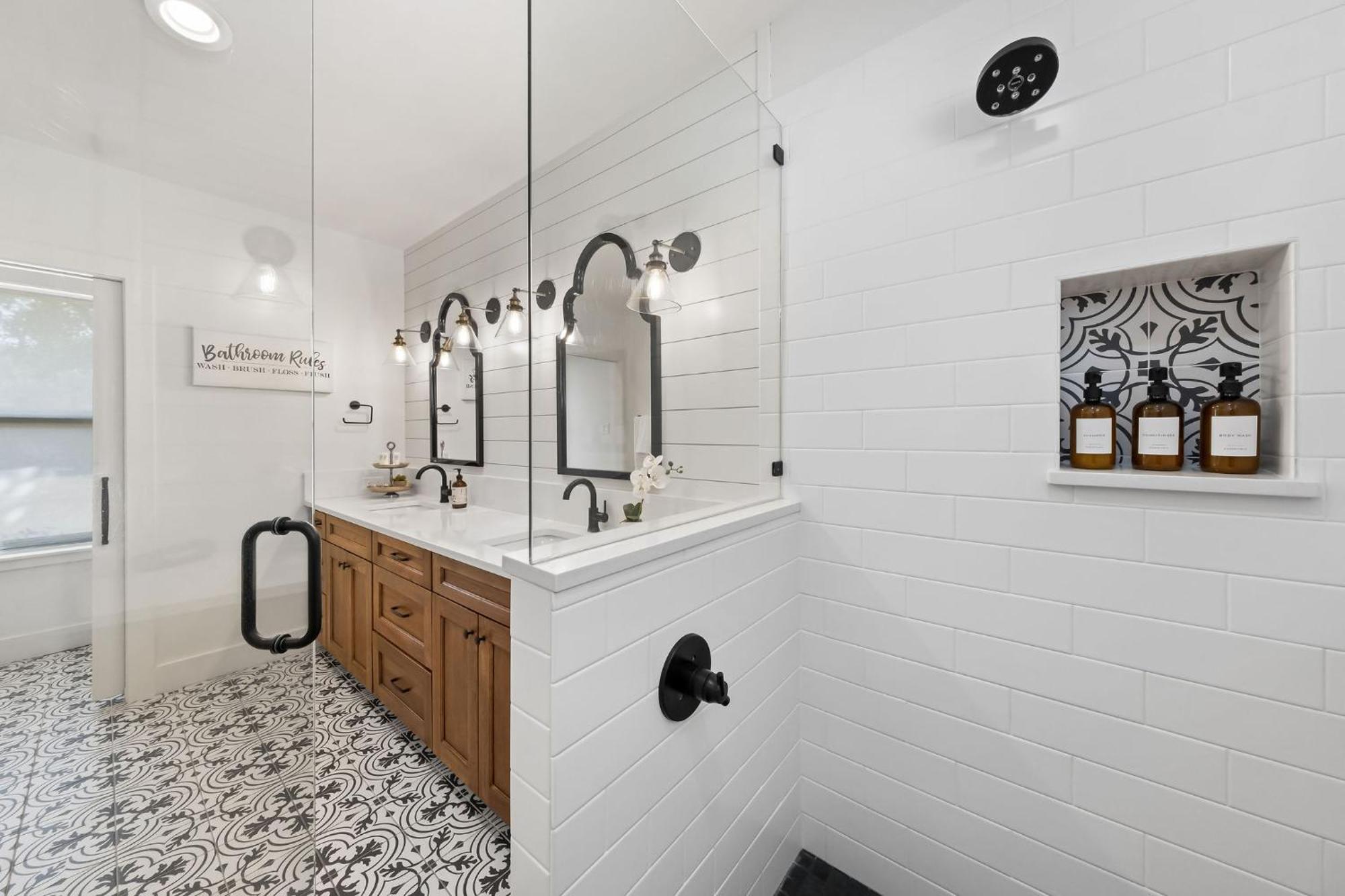 *new* Casa Azul-4b4b Upscale Oasis-pool San Antonio